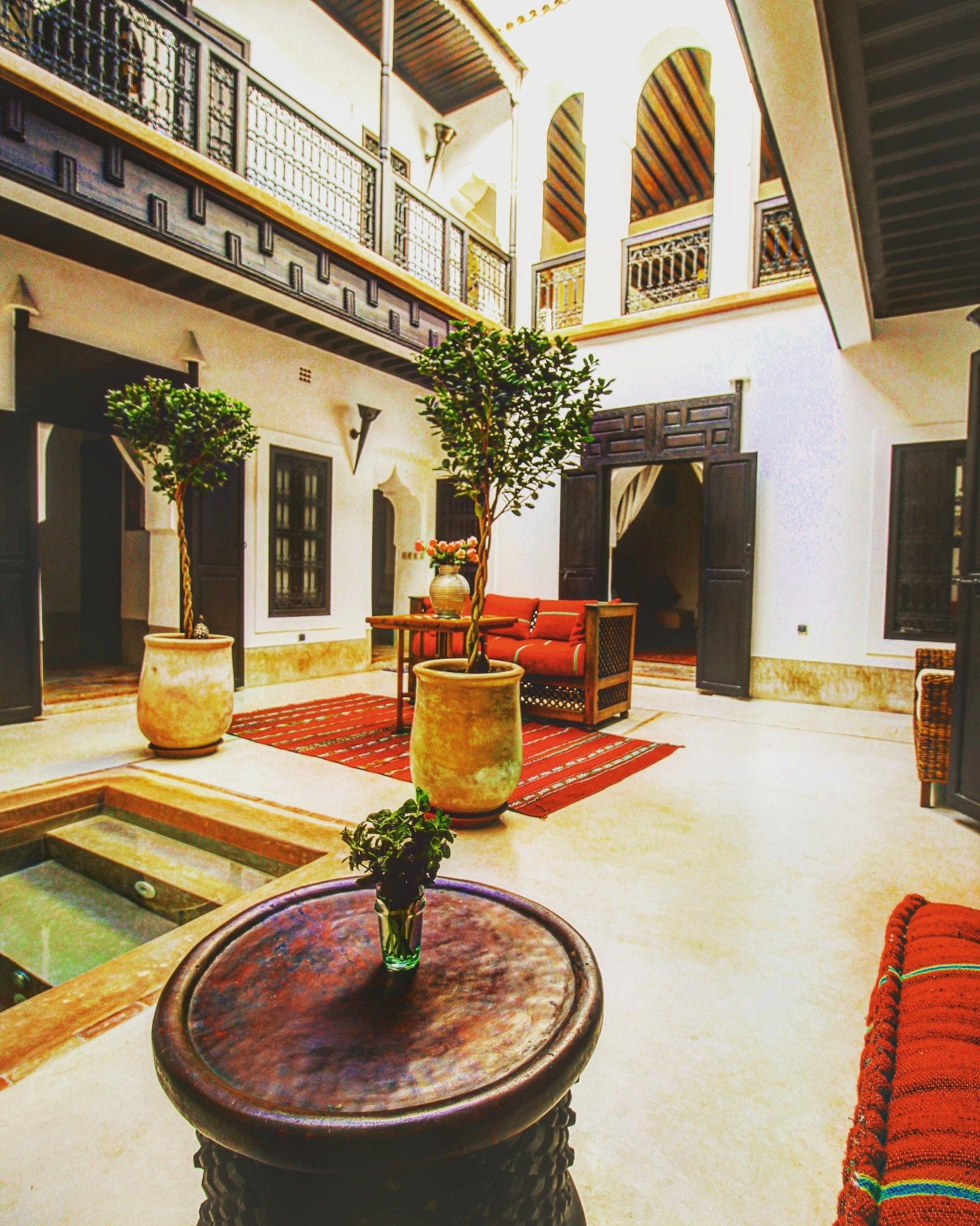 Riad Les 5 Soeurs Marrakesh Bagian luar foto
